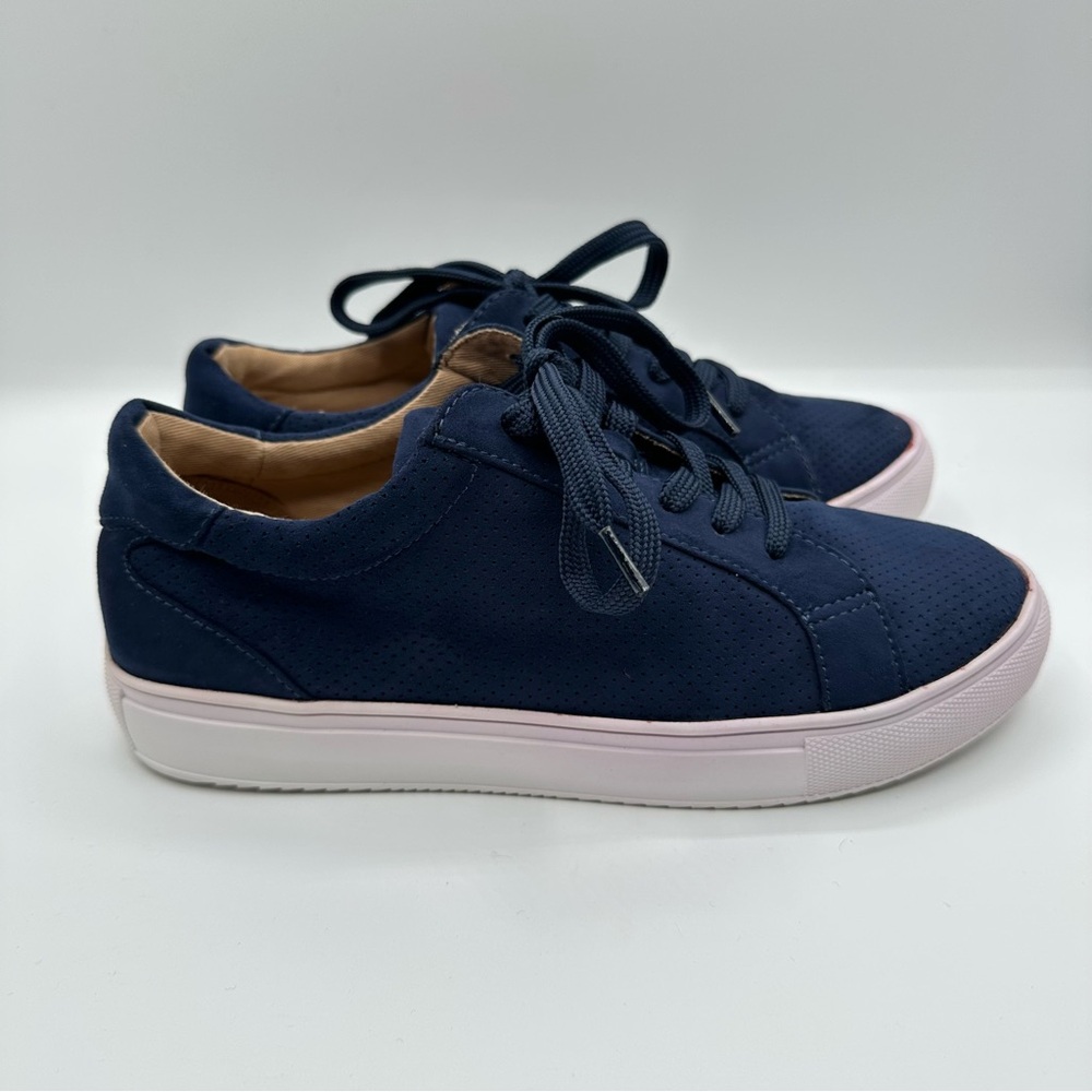 14th & Union Cameo Lace Up Sneaker, Navy Suede, Womens Size 7.5 M